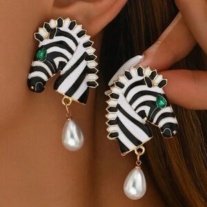 Zebra Pearl Dangle Earrings